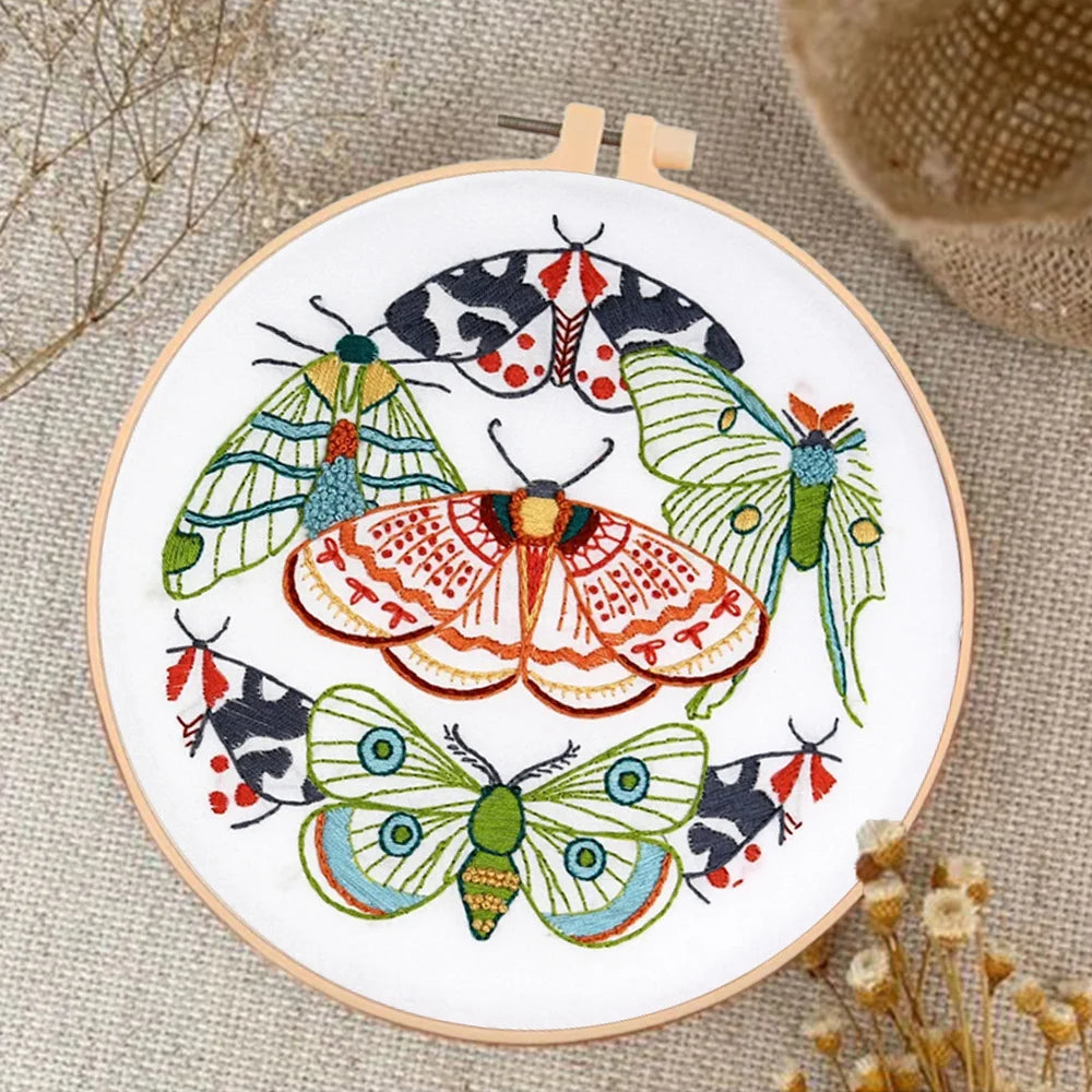 Embroidery Kit Accessories & Hoop Gift