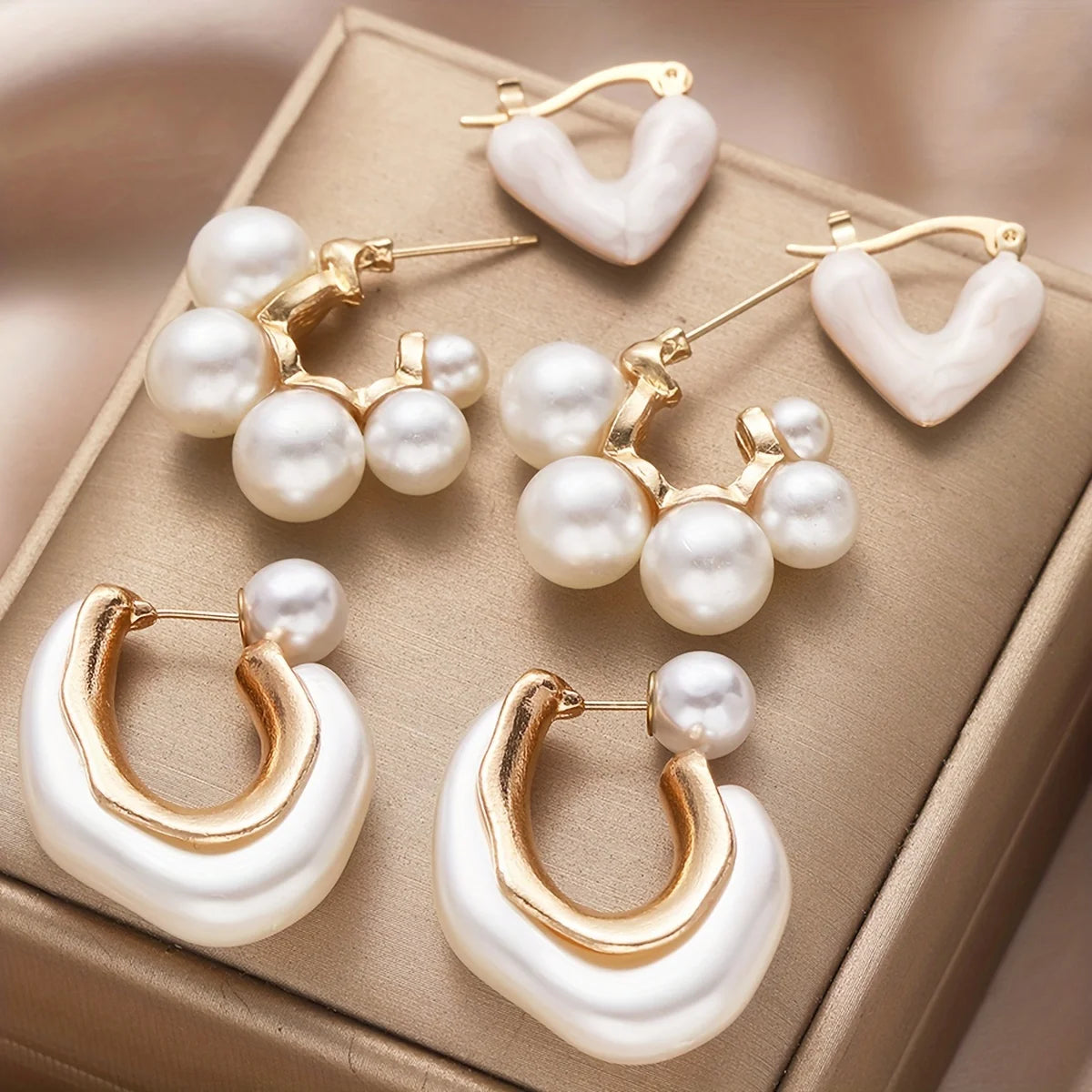 3PCS Pearl Heart Design Hoop Earrings